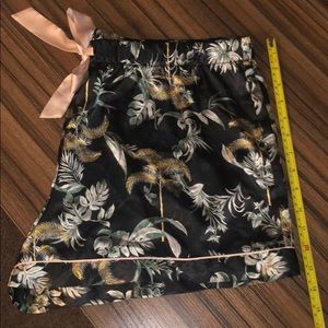 Victoria Secret Satin Pajama Shorts XL Palm Print